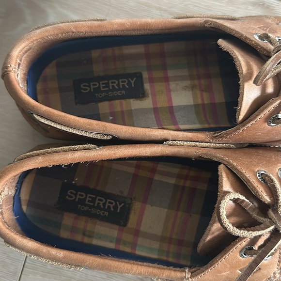 8.5 Sperry Boat shoes - Picture 4 of 4